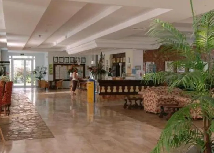 Protur Monte Safari Hotel